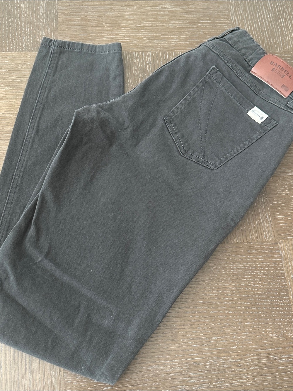 Women's Straight Leg Jeans in Dark Gray - Barbell